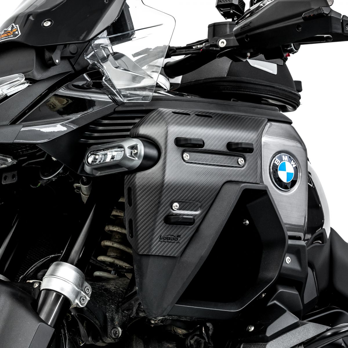 Tấm ốp hông carbon 1300 GSA Loboo CRC